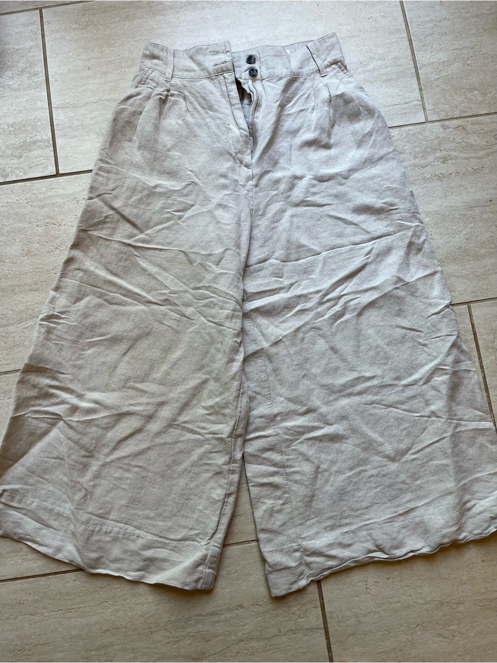 H&M Wide Leg Linen-Blend Crop Pants in Light Beige